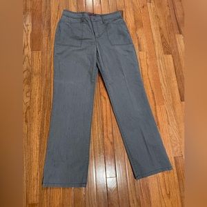 Gloria Vanderbilt gray pants